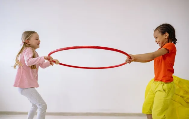 Brincar é fundamental: dicas e benefícios para o desenvolvimento infantil