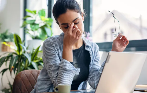 Burnout ou cansaço? Saiba identificar os sintomas e agir