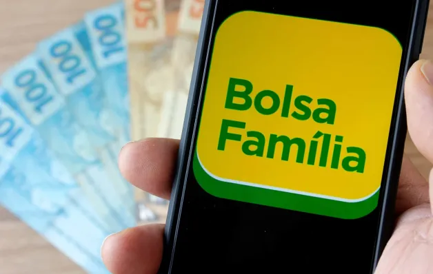 Caixa paga Bolsa Família com novo adicional de R$ 50 a NIS de final 4