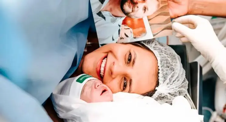 Marido morre em acidente e esposa dá à luz a filho gerado de embrião congelado