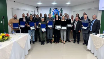 Câmara de Jaguaré homenageia forças de segurança e concede Títulos de Cidadão em sessão solene