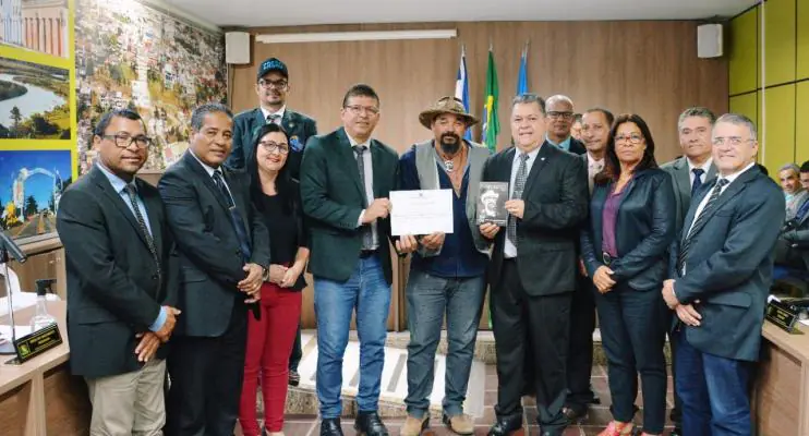 Câmara homenageia Lobo Solidário por divulgar São Mateus nas estradas