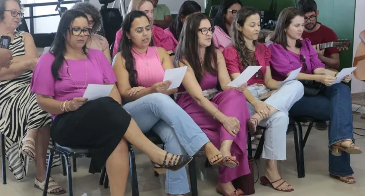 Câmara Municipal de Jaguaré realiza ação em apoio ao Outubro Rosa e reforça compromisso com a saúde das mulheres