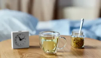Camomila ajuda a dormir melhor e oferece benefícios que você nem imagina
