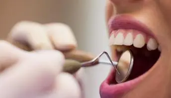 Câncer de boca: acompanhamento odontológico é fundamental para prevenção e diagnóstico precoce