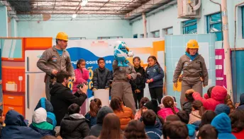 Capitão Seboso e Papeleiro Maluco: ação trata educação ambiental de forma lúdica nas escolas públicas da Grande Vitória