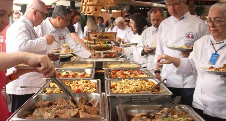 Capixaba recebe título de Máster Chef da cozinha italiana