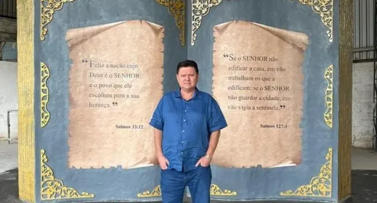 Cariacica constrói monumento à Bíblia por R$ 165 mil