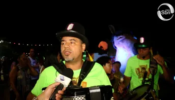 Carnaval da Família: Turistas e moradores comemoram na Vila de Itaúnas