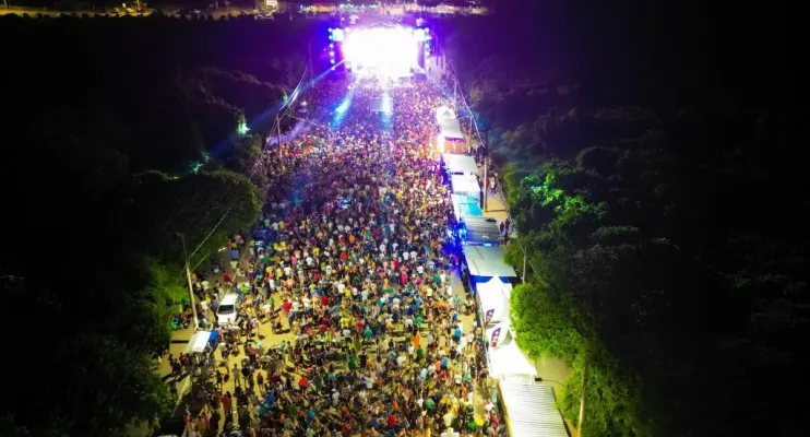 Carnaval deve atrair mais de 75 mil pessoas nos balneários de Linhares