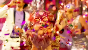 Carnaval e saúde: infecções que podem ser passadas pelo beijo