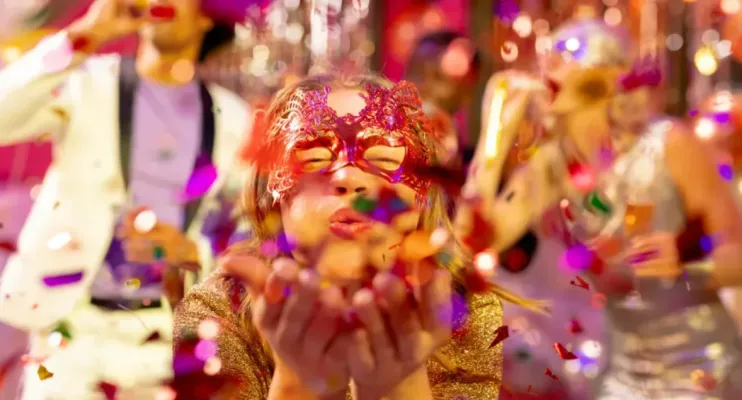 Carnaval e saúde: infecções que podem ser passadas pelo beijo