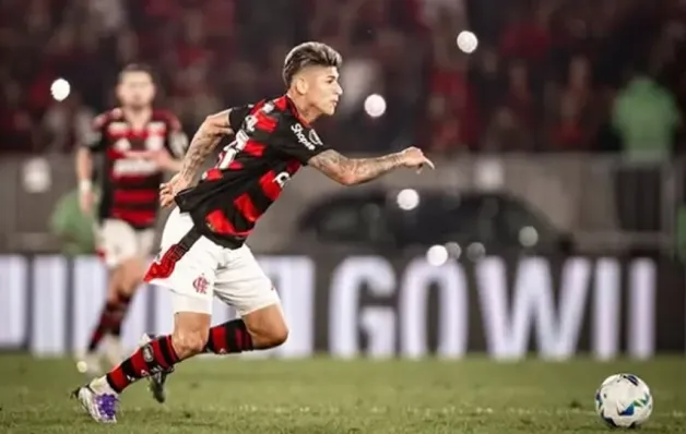 Carrascal estreia no Fla em fase de lapidação para função de Arrascaeta