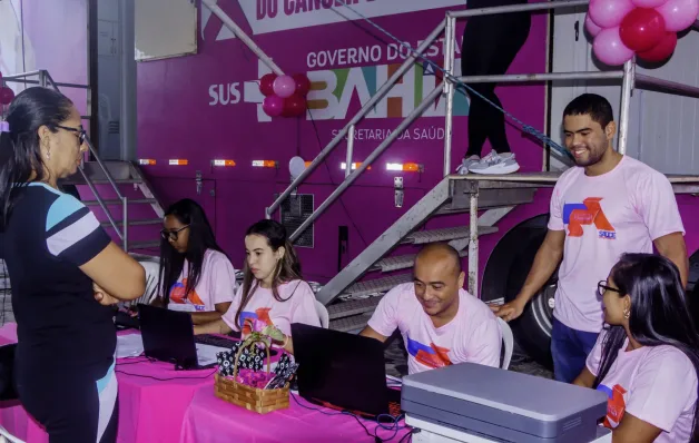 Carreta do rastreamento da mamografia está em Alcobaça realizando exame em mais de 1500 mulheres