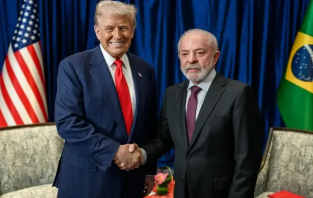 Casa Branca publica foto de encontro de Lula e Trump