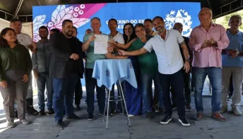 Casagrande autoriza pavimentação da ES-388 e amplia teleconsultas em Guarapari