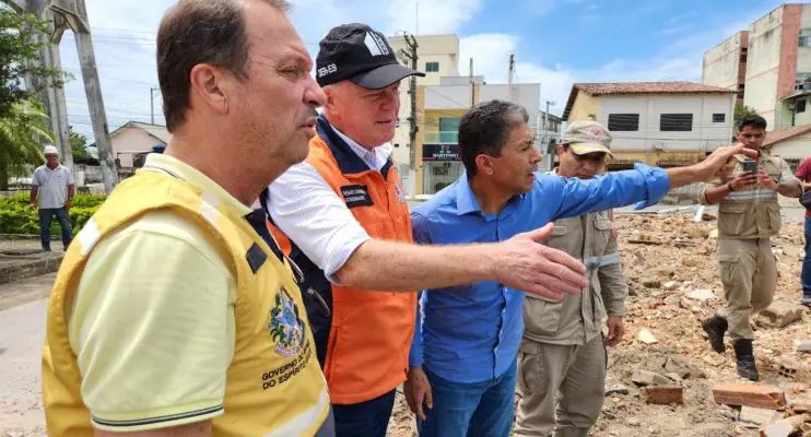 Casagrande e Freitas visitam áreas de risco em Nova Venécia e São Mateus