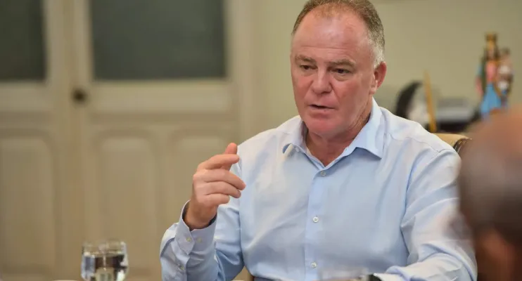 Casagrande se opõe a governador de Minas em declaração contra Nordeste