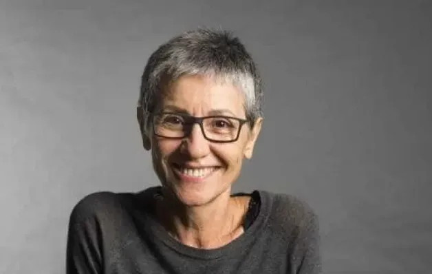 Cássia Kis é acusada de transfobia em banheiro de shopping no Rio