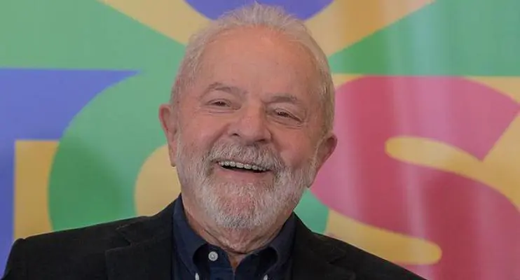 CBN: Lula fala de SUS e universidades na 'sabatina do ouvinte'