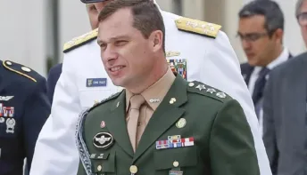 Celular de Cid tinha arsenal teórico para golpe militar