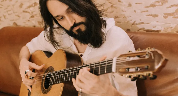 Cesar Baldan grava sambas e baiões em primeiro álbum solo