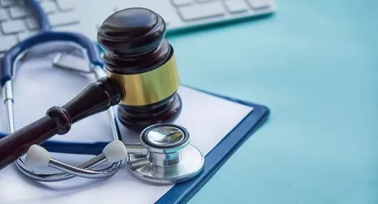 CFM autoriza médicos a fazerem propaganda em redes sociais
