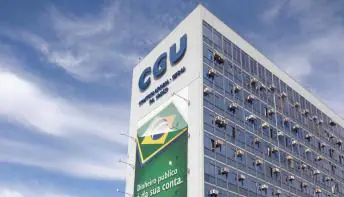CGU identifica 2.300 militares ocupando cargos civis no governo de maneira irregular