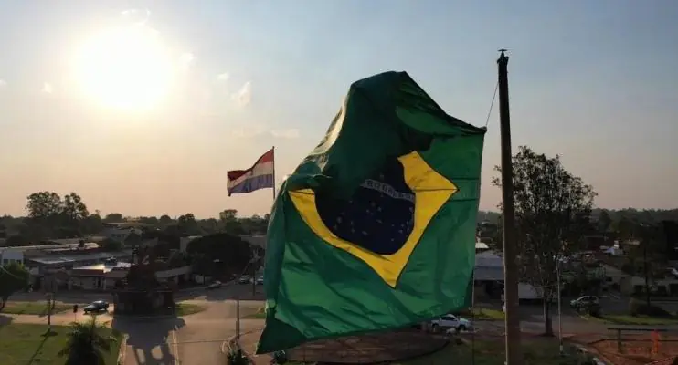 Cidades polarizadas tiveram empate de Lula e Bolsonaro