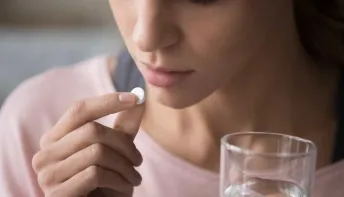 Cimed recolhe produto para ressaca com embalagem similar à do Engov