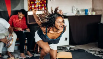 Cineclube exibe protagonismo de mulheres negras nas danças urbanas