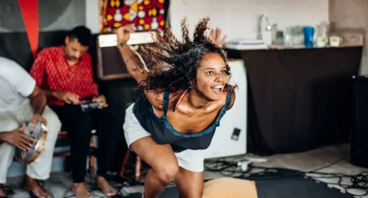 Cineclube exibe protagonismo de mulheres negras nas danças urbanas