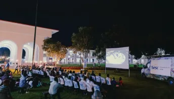 Cinema movido a energia solar leva sessão gratuita ao Sesc São Mateus