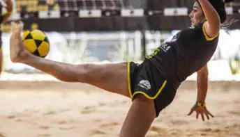 Circuito Elas Por Elas de futevôlei aterrissa na Arena neste fim de semana