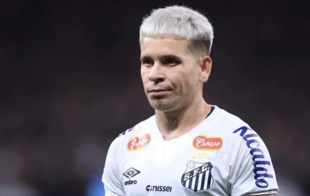 Cleber Xavier comenta saída de Soteldo do Santos 