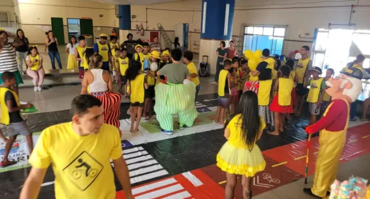 Colônia de Férias gratuita recebe crianças e adolescentes em Consolação