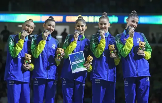 Com a capixaba Sofia Madeira, Brasil faz história no Mundial de Ginástica Rítmica