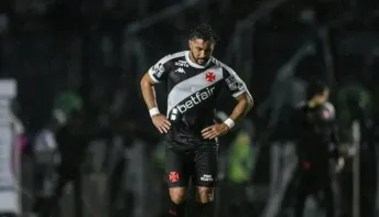 Com alto salário e pouco impacto, Payet está de saída do Vasco em maio