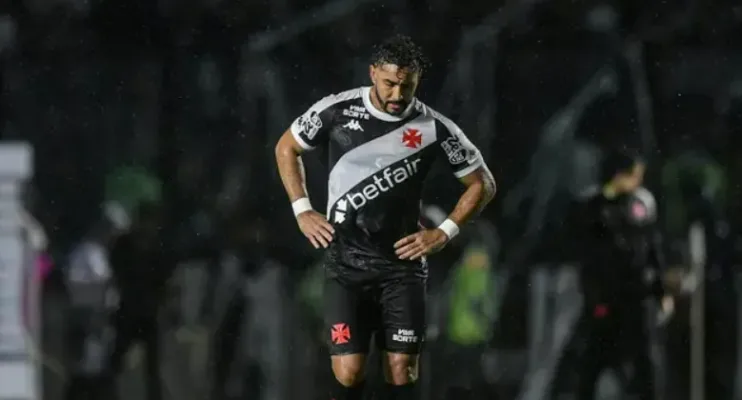 Com alto salário e pouco impacto, Payet está de saída do Vasco em maio