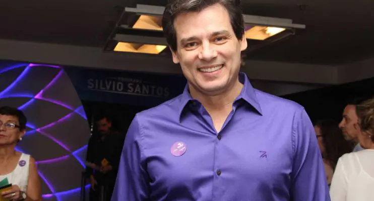 Com câncer na bexiga, Celso Portiolli é internado em SP