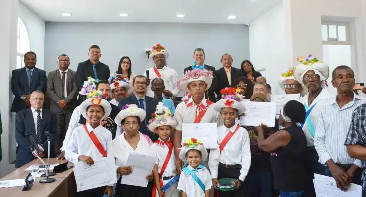 Com fé e cultura, Câmara de São Mateus abre ano legislativo