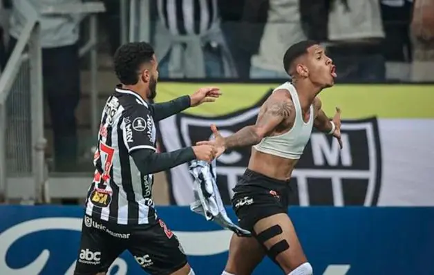 Capixaba se torna o mais jovem a marcar pelo Galo na Libertadores