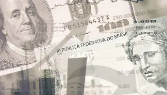 Com terceira queda seguida, dólar fecha o dia cotado a R$ 4,80