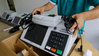 Comissão aprova fundão eleitoral dobrado e emendas turbinadas para 2024