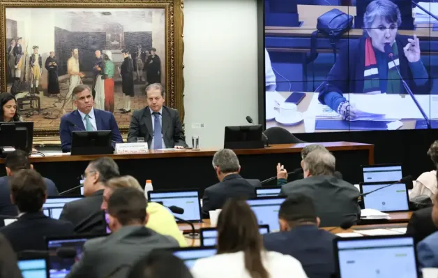 Comissão da Câmara aprova redução da maioridade penal para 16 anos