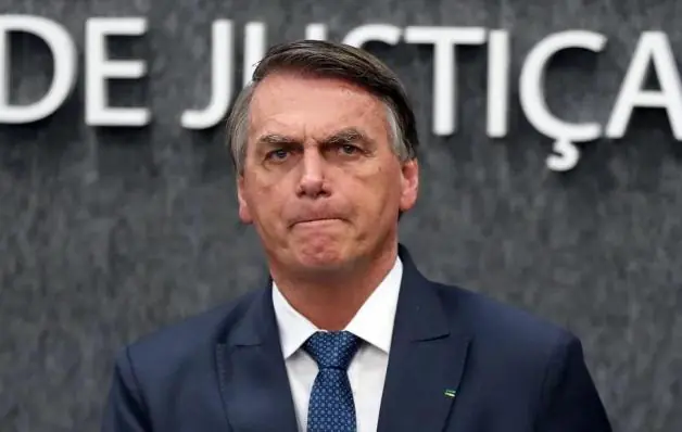 Comitê vê desgaste para Bolsonaro com o caso 'dinheiro vivo'