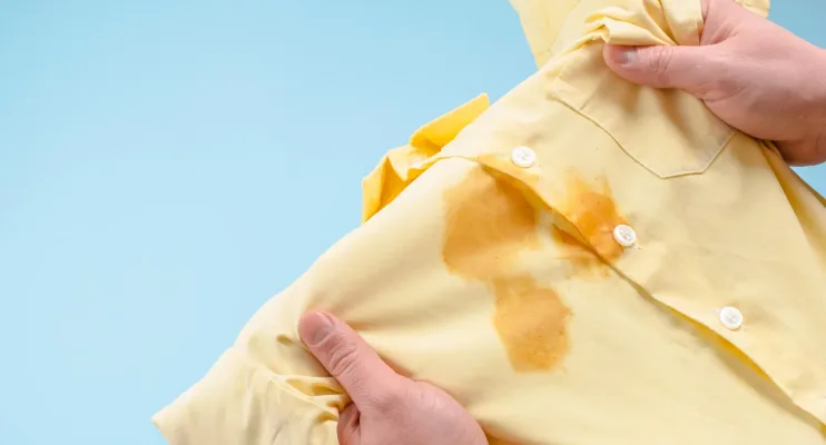 Como remover as manchas de gordura da roupa (ou da toalha de mesa)