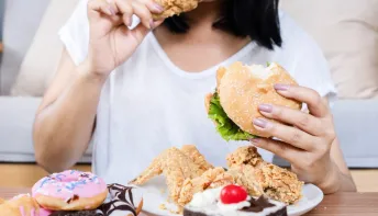 Compulsão alimentar: o que é preciso saber para identifica?