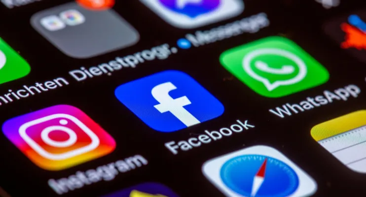 Conselho discute regulamentação de IA e redes sociais nas eleições