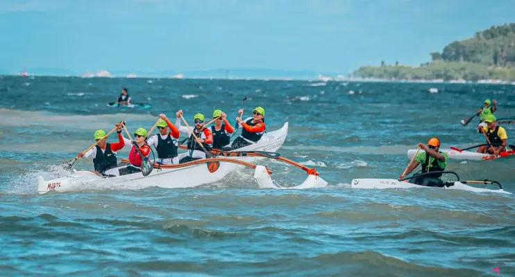 Copa de canoa havaiana reuniu atletas de quatro estados na Bahia de Todos-os-Santos